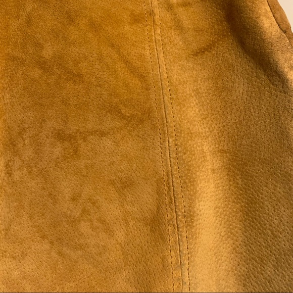 Zara 100% Suede Mini Skirt in Mustard Color - Picture 11 of 11
